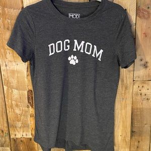 Dark gray Dog Mom tshirt